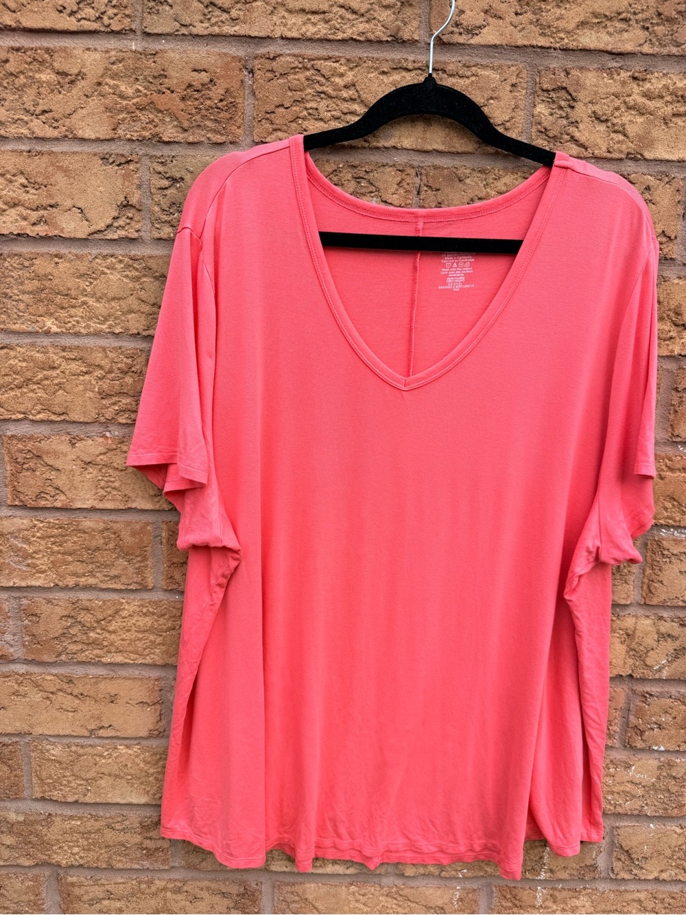 4/$25 • George Salmon V-Neck Swing Top